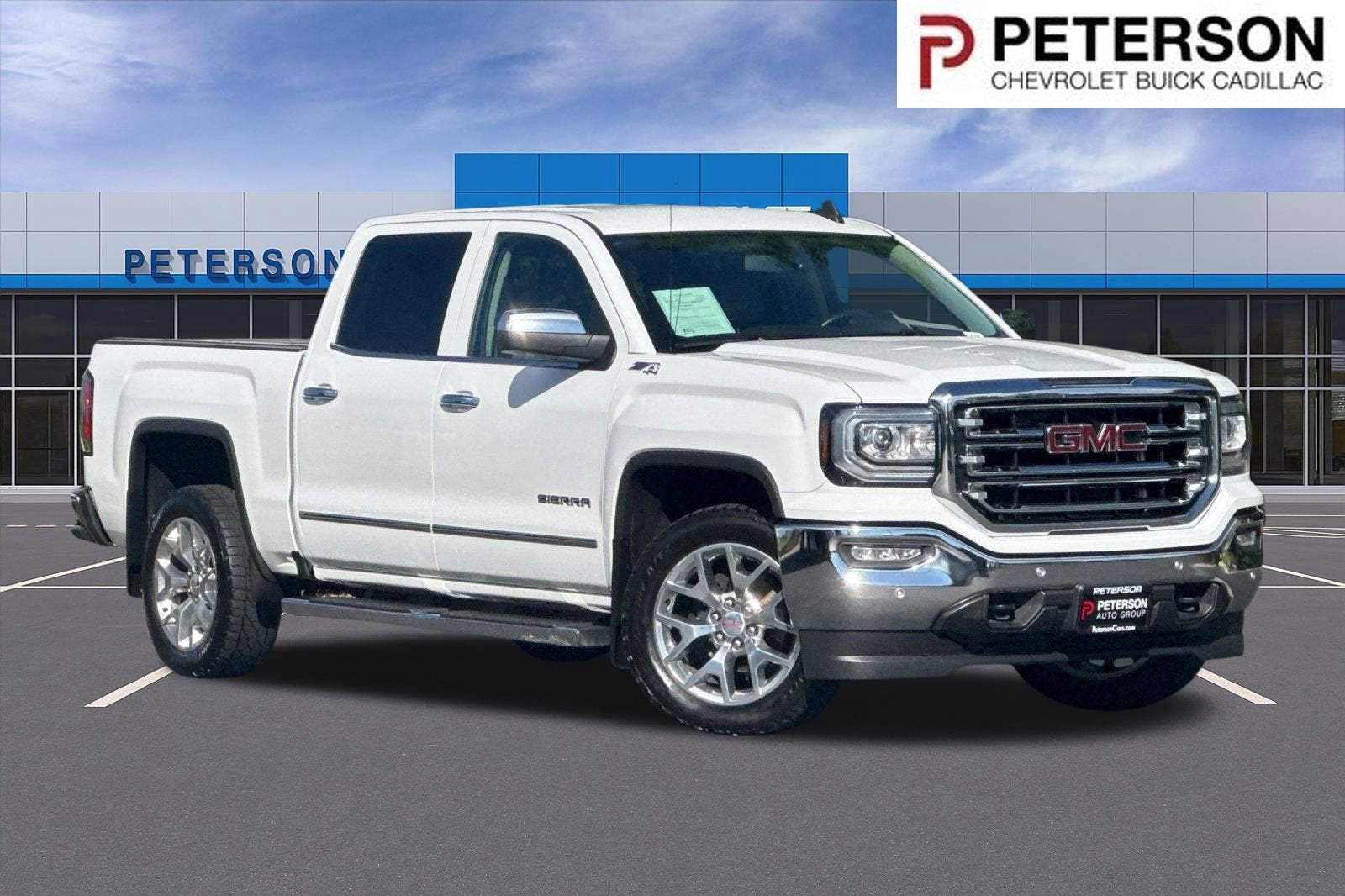 2018 GMC Sierra 1500 SLT in Summit White — front three-quarter view