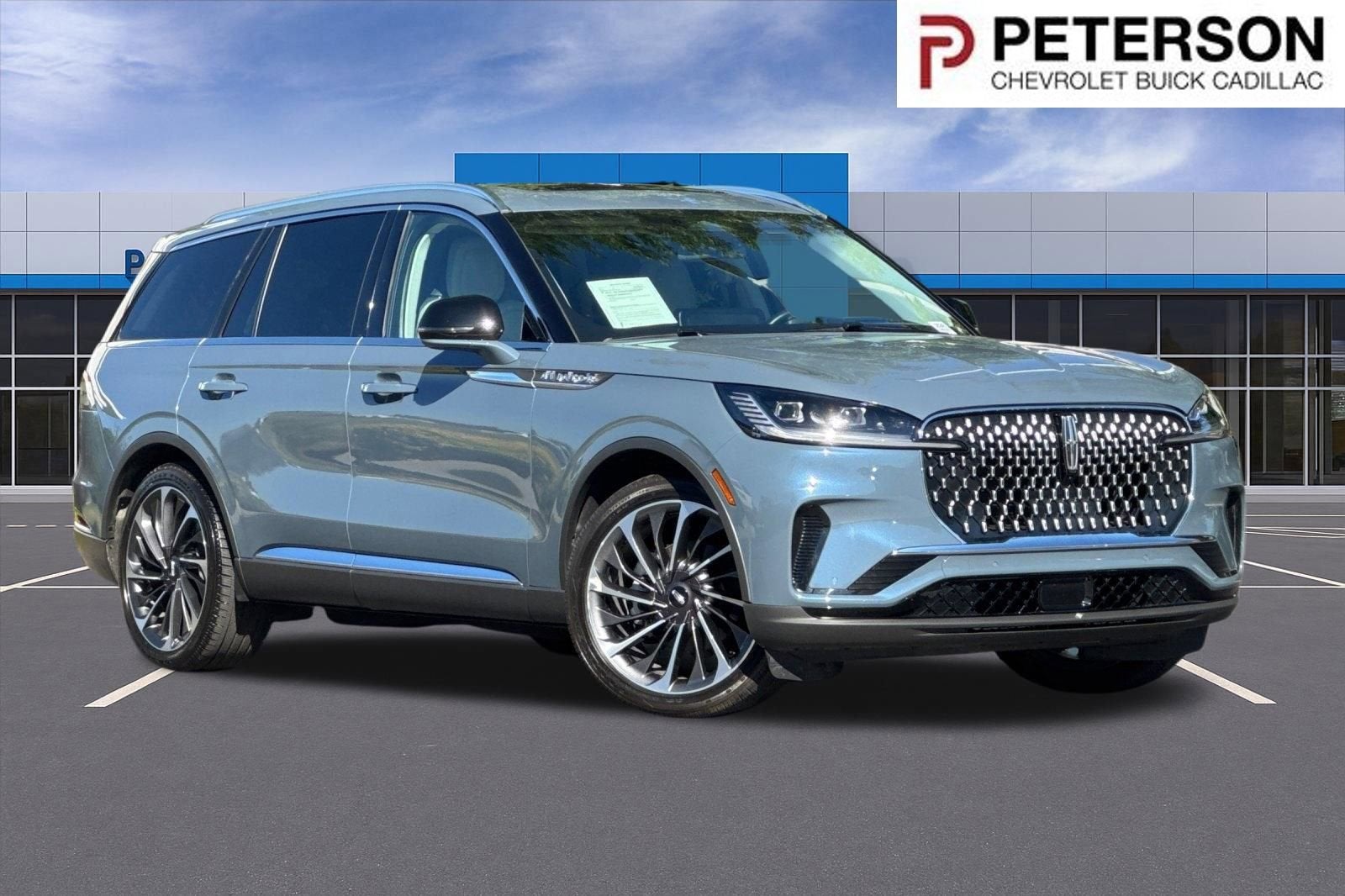 2025 Lincoln Aviator Reserve in Blue — front three-quarter view