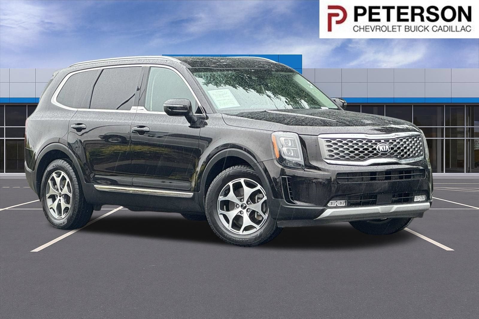 2021 Kia Telluride EX in Black — front three-quarter view